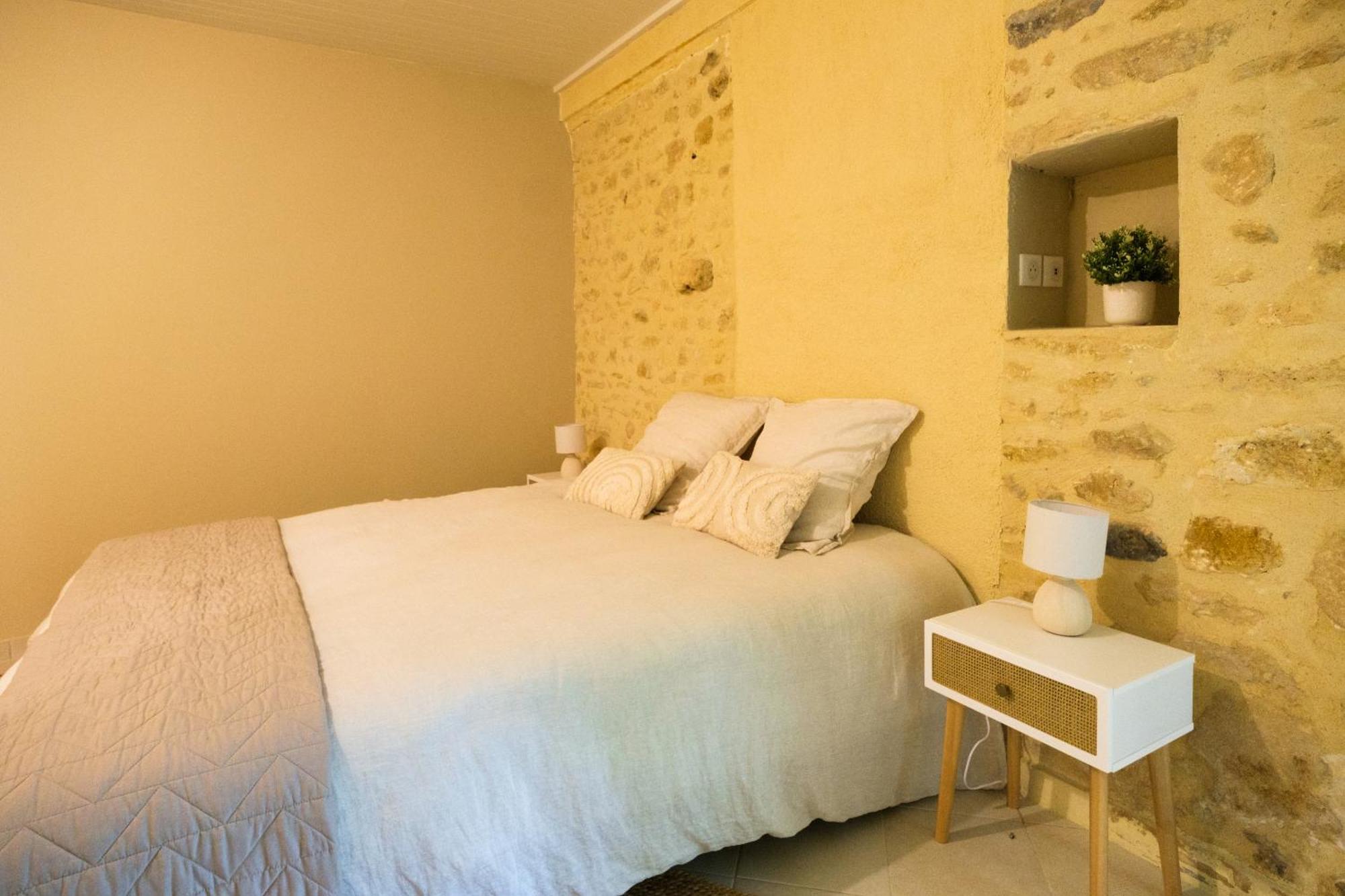 La Maison De Jennie Saint-Andre-d'Allas Extérieur photo